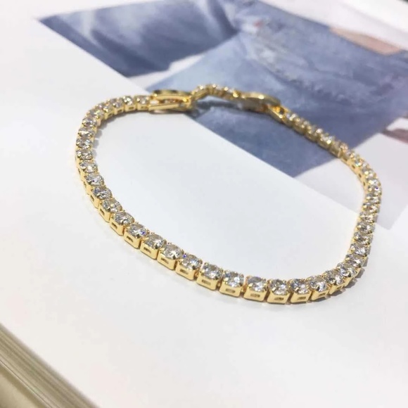 Glistening Simple Gold Plated Crystal Tennis Bracelet - Picture 9 of 10